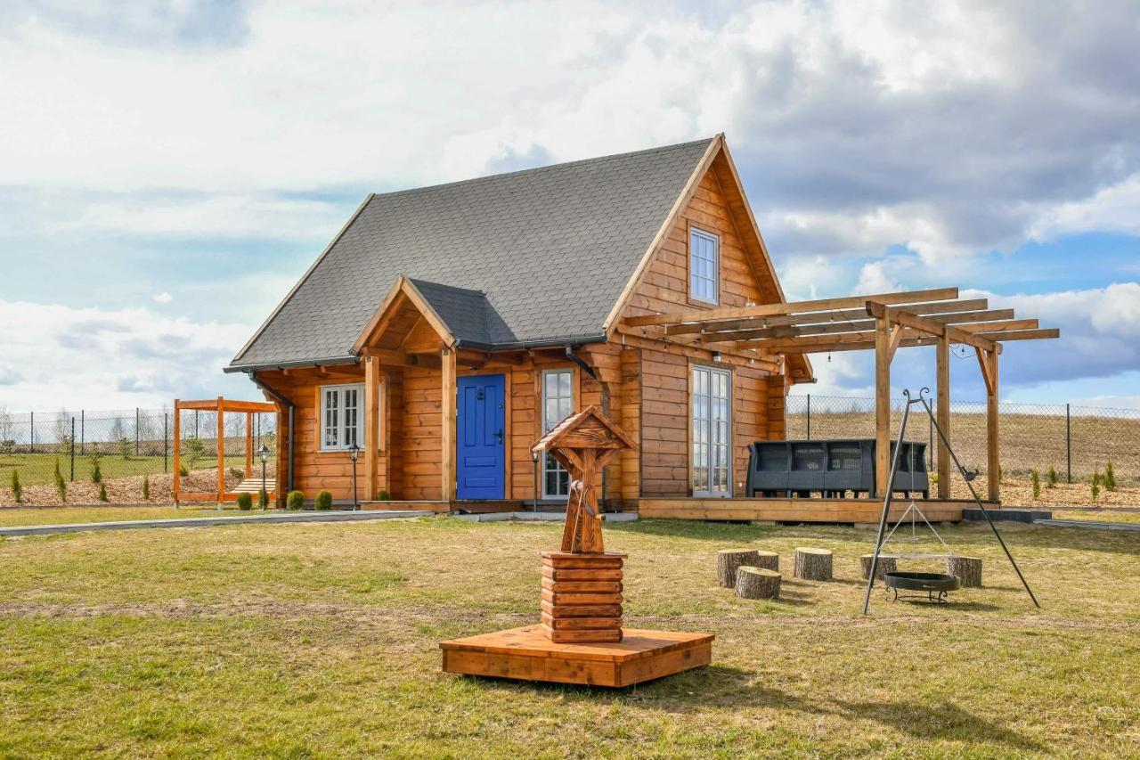 Nini House *